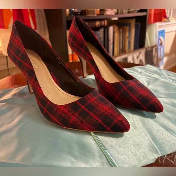 BCBGeneration Red Plaid Heels - Picture 3 of 13